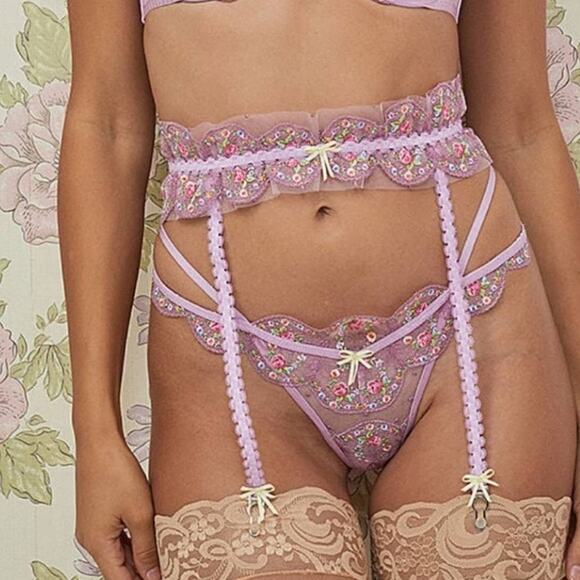 For Love and Lemons Daphne Purple Floral Lace Thong Panty XXS NWOT Lingerie - Picture 11 of 14